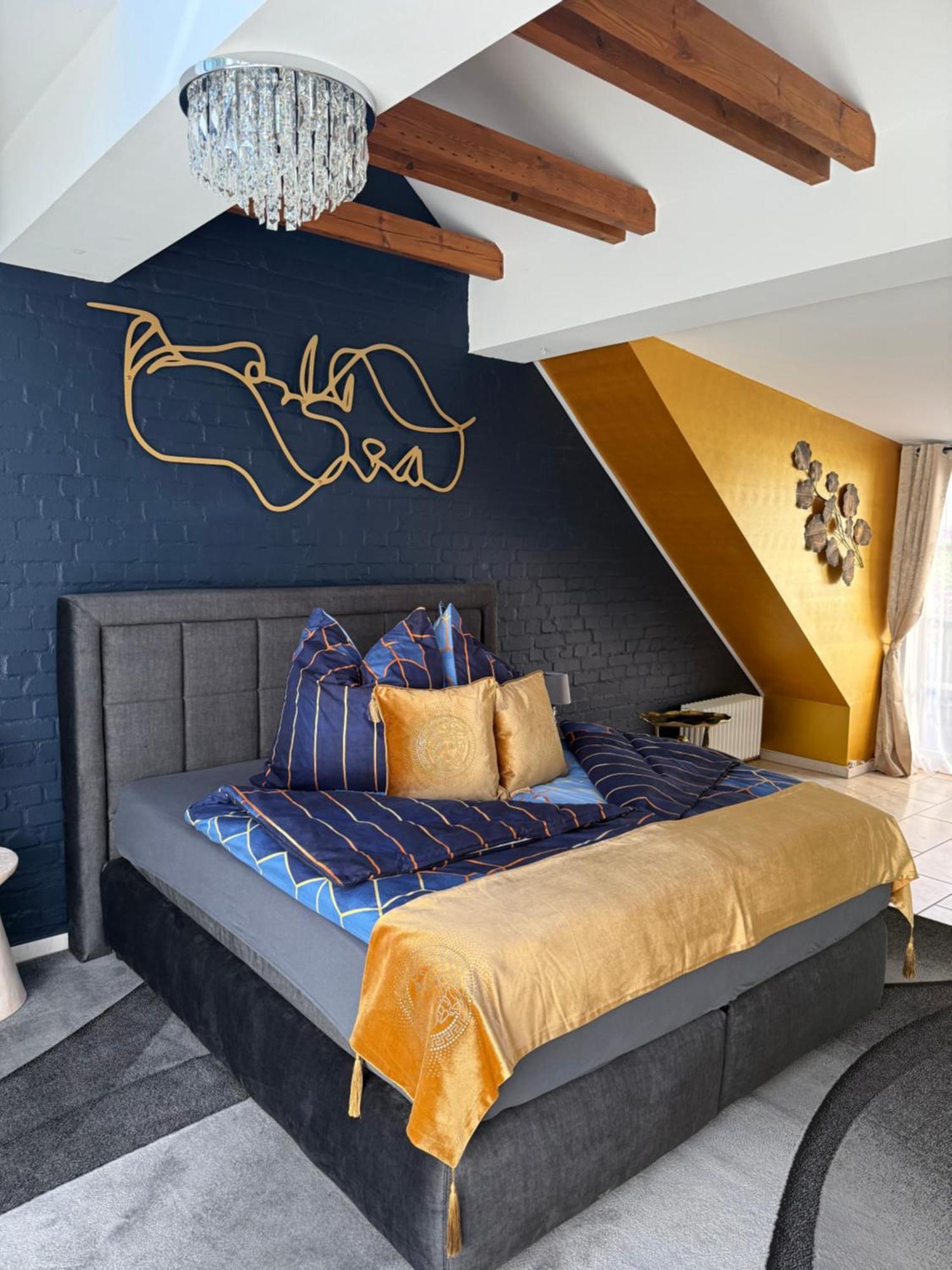 Starlight Apartment *